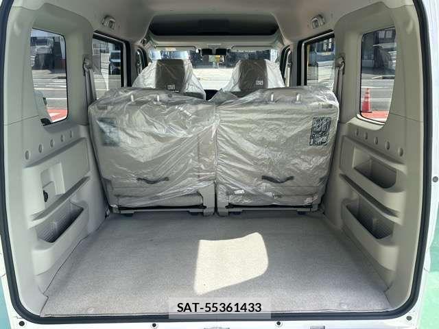 Mitsubishi TOWN BOX 2024-01 7729883-9