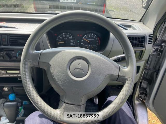 Mitsubishi TOWN BOX 2006-10 7789884-16