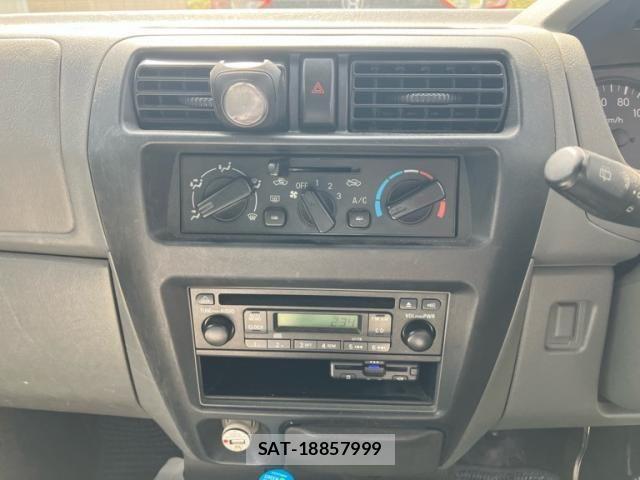 Mitsubishi TOWN BOX 2006-10 7789884-18