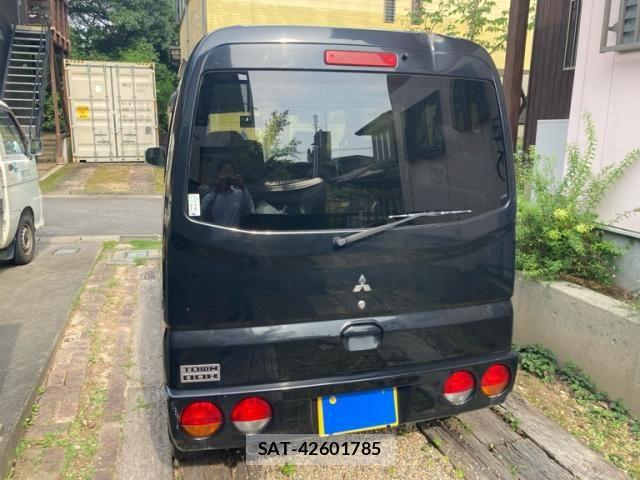 Mitsubishi TOWN BOX 2005-09 7789886-4