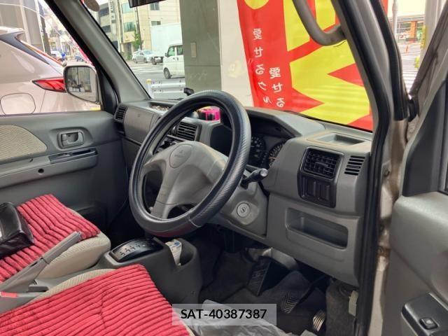 Mitsubishi TOWN BOX 2001-08 8232158-10