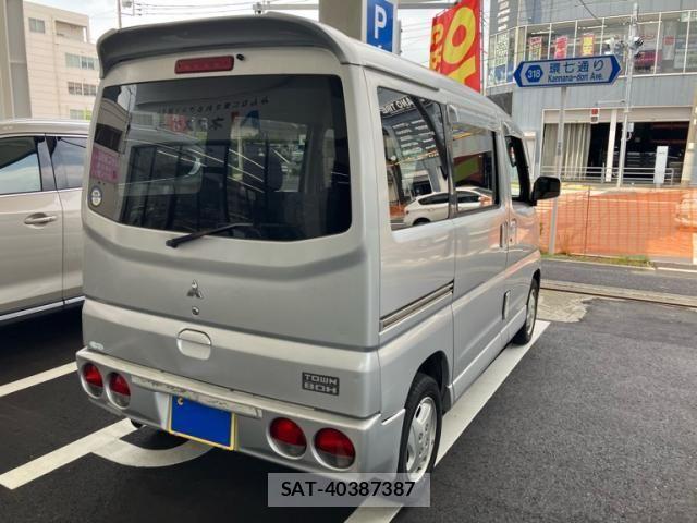 Mitsubishi TOWN BOX 2001-08 8232158-2