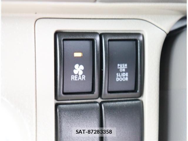 Mitsubishi TOWN BOX 2016-07 8317677-12