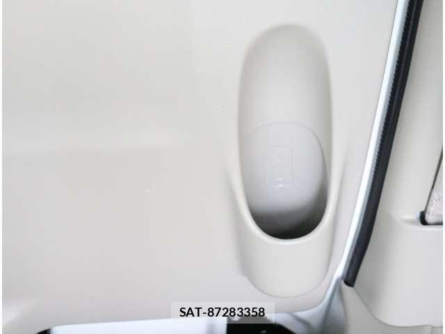 Mitsubishi TOWN BOX 2016-07 8317677-28