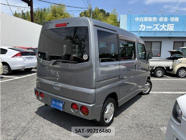Mitsubishi TOWN BOX 2011-03 8415485-3