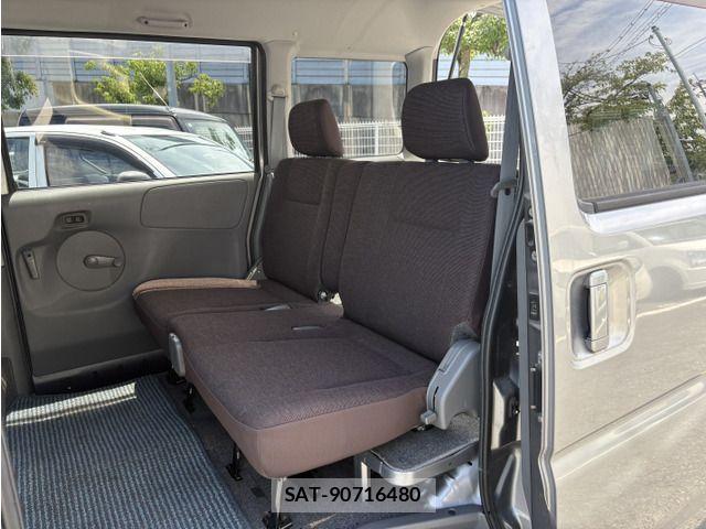 Mitsubishi TOWN BOX 2011-03 8415485-4