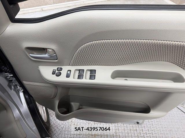 Mitsubishi TOWN BOX 2024-01 8527811-15