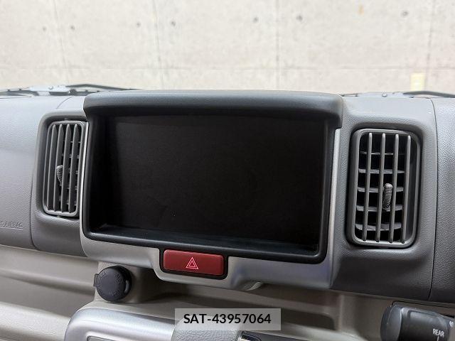 Mitsubishi TOWN BOX 2024-01 8527811-17