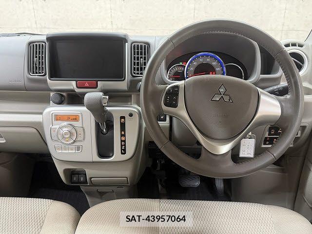 Mitsubishi TOWN BOX 2024-01 8527811-1