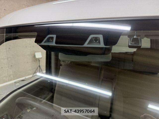 Mitsubishi TOWN BOX 2024-01 8527811-4