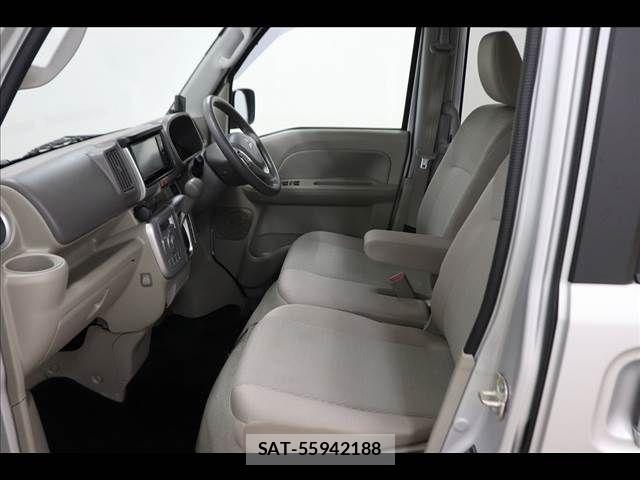 Mitsubishi TOWN BOX 2022-04 8629383-11