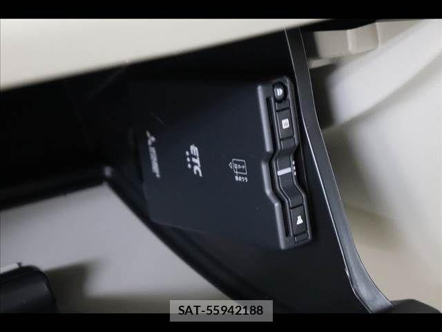 Mitsubishi TOWN BOX 2022-04 8629383-4