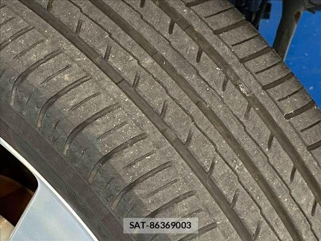Mitsubishi TOWN BOX 2016-01 8832095-24