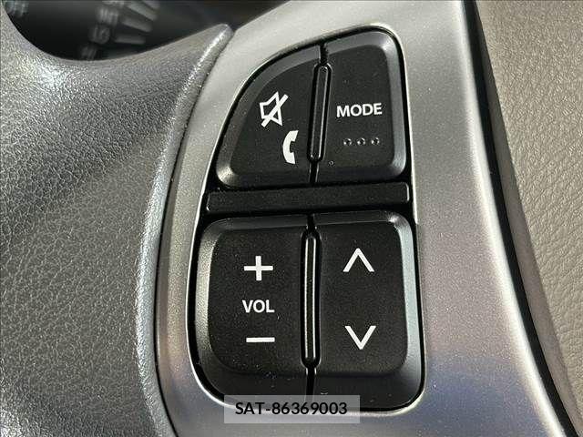 Mitsubishi TOWN BOX 2016-01 8832095-5