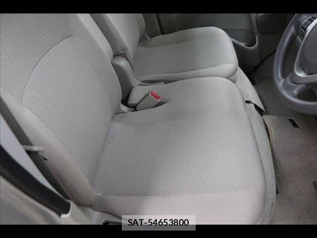 Mitsubishi TOWN BOX 2020-01 8882633-10