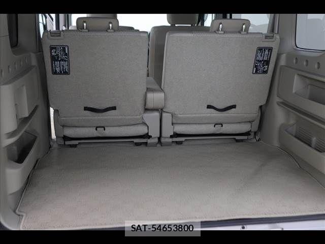 Mitsubishi TOWN BOX 2020-01 8882633-13