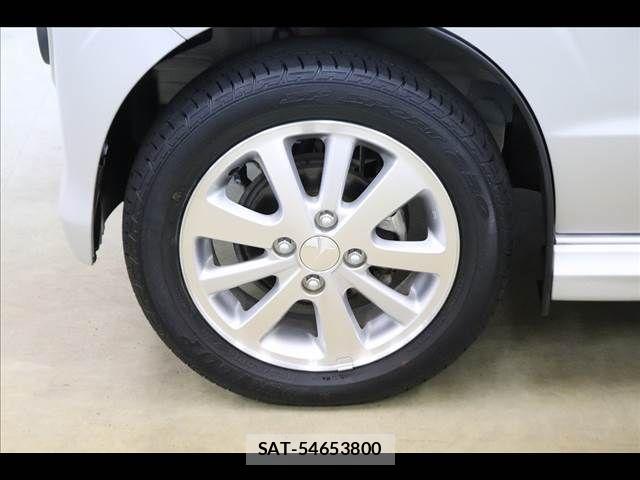 Mitsubishi TOWN BOX 2020-01 8882633-23