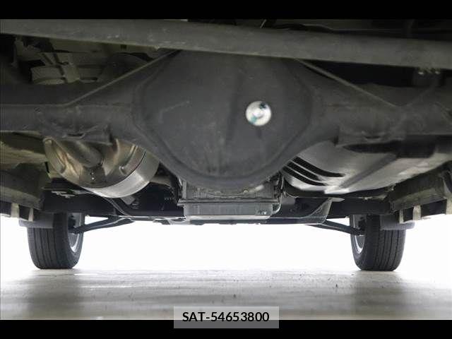 Mitsubishi TOWN BOX 2020-01 8882633-25