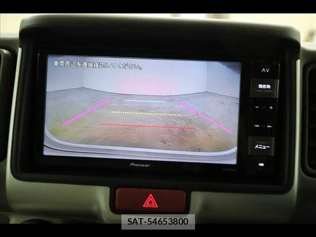 Mitsubishi TOWN BOX 2020-01 8882633-2