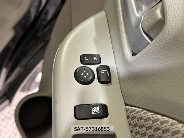 Mitsubishi TOWN BOX 2018-03 2679174-17
