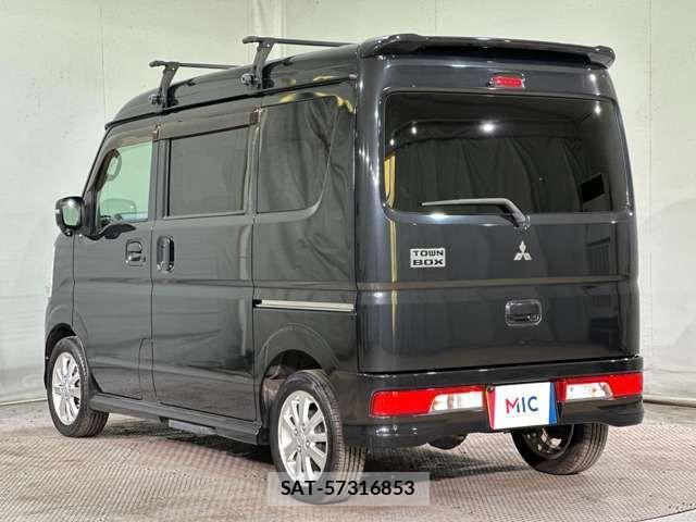 Mitsubishi TOWN BOX 2018-03 2679174-6