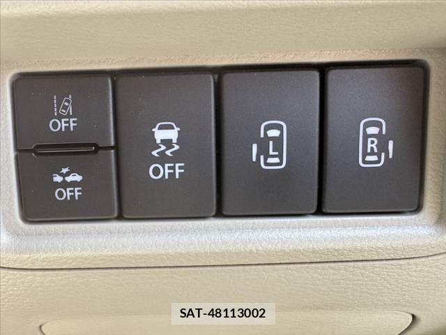 Mitsubishi TOWN BOX 2022-05 7226170-6