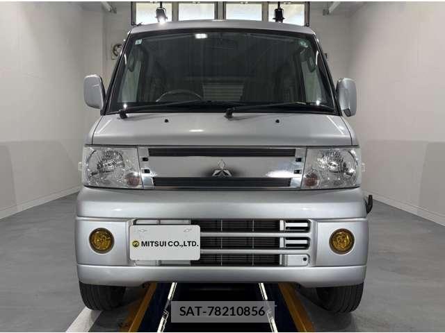 Mitsubishi TOWN BOX 2009-03 7562989-2
