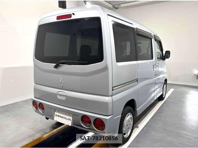 Mitsubishi TOWN BOX 2009-03 7562989-7