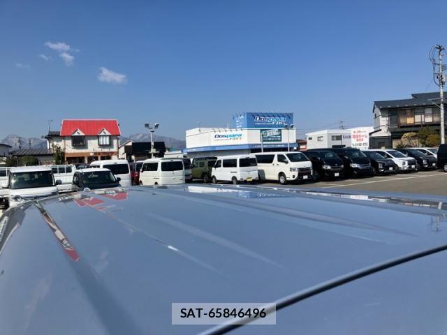 Mitsubishi TOWN BOX 2011-05 7620827-5