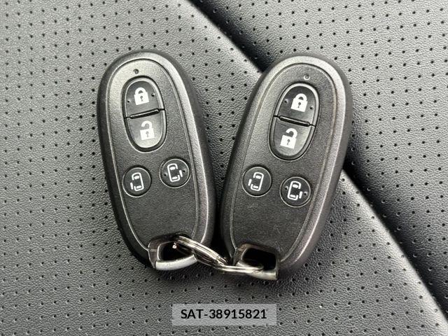 Mitsubishi TOWN BOX 2020-06 7729886-9