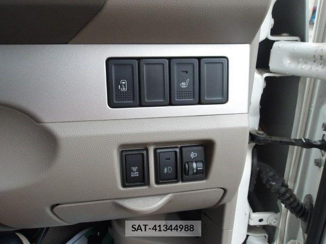 Mitsubishi TOWN BOX 2014-09 8415486-16