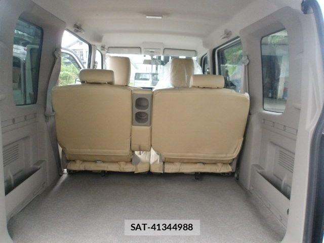 Mitsubishi TOWN BOX 2014-09 8415486-8