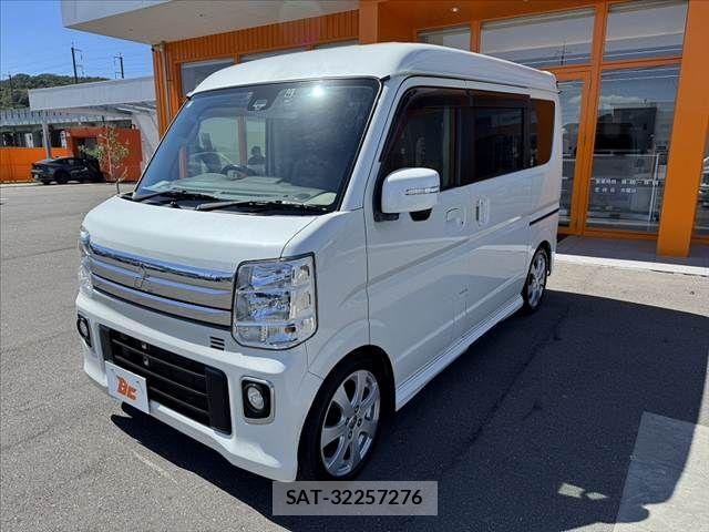Mitsubishi TOWN BOX 2016-09 8415488-9