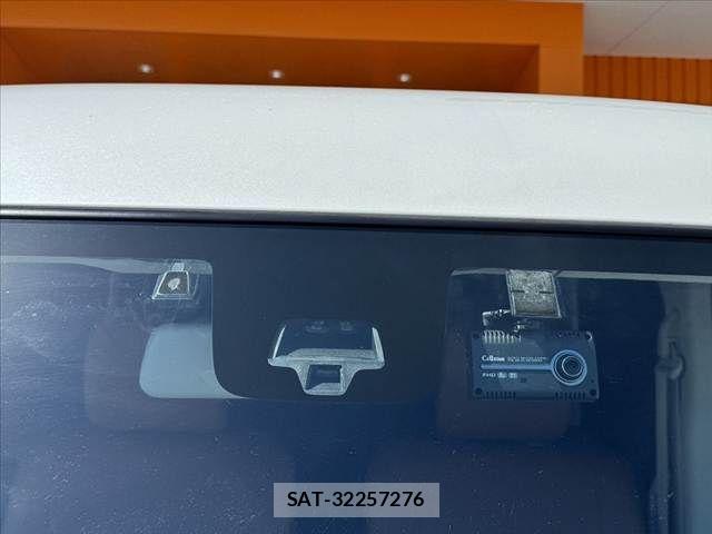 Mitsubishi TOWN BOX 2016-09 8415488-29