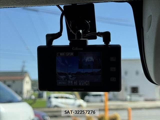 Mitsubishi TOWN BOX 2016-09 8415488-5