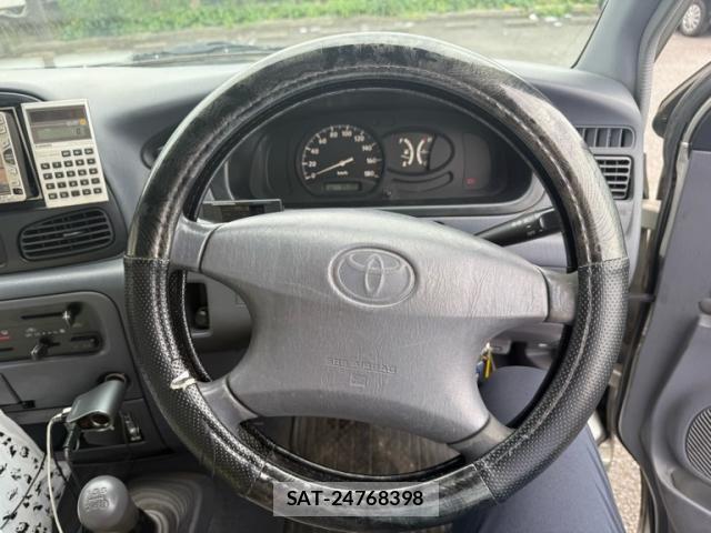 Toyota TOWNACE NOAH 2000-01 7880068-9