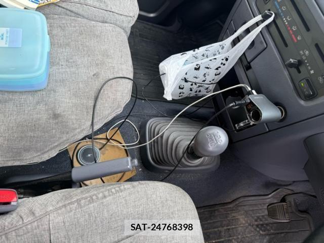 Toyota TOWNACE NOAH 2000-01 7880068-12