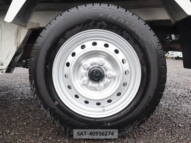 Toyota TOWNACE TRUCK 2021-04 6220524-26