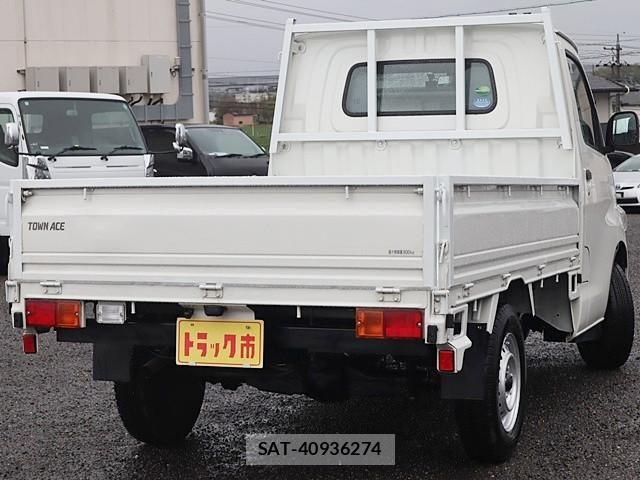 Toyota TOWNACE TRUCK 2021-04 6220524-4