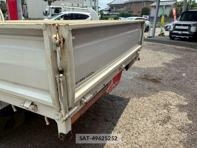 Toyota TOWNACE TRUCK 2004-06 7458435-8