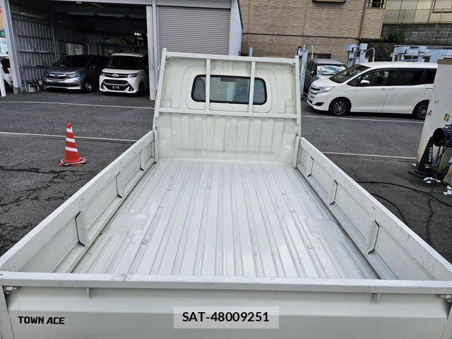 Toyota TOWNACE TRUCK 2023-06 7458432-4