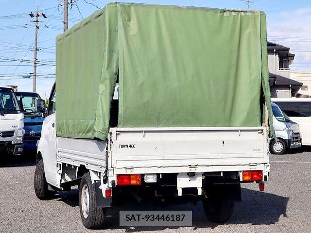 Toyota TOWNACE TRUCK 2016-03 7503259-1