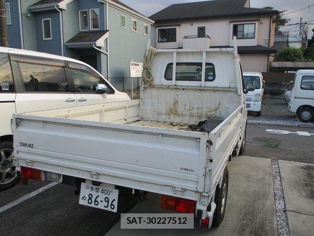 Toyota TOWNACE TRUCK 2015-03 8075934-2