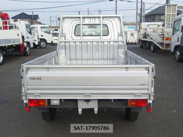 Toyota TOWNACE TRUCK 2022-05 8210688-5