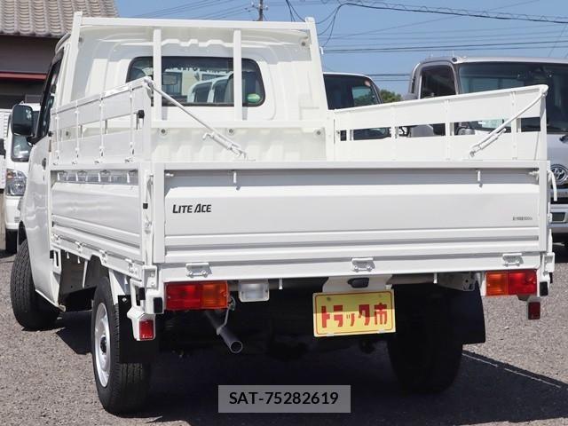 Toyota TOWNACE TRUCK 2013-08 8232169-6