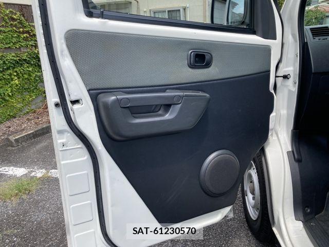 Toyota TOWNACE TRUCK 2017-06 8317679-13
