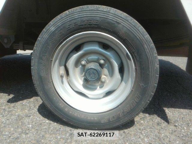 Toyota TOWNACE TRUCK 2005-03 8563834-5