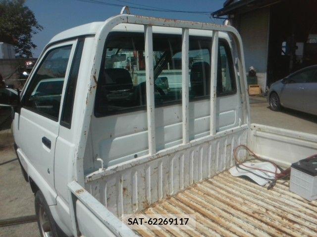 Toyota TOWNACE TRUCK 2005-03 8563834-8