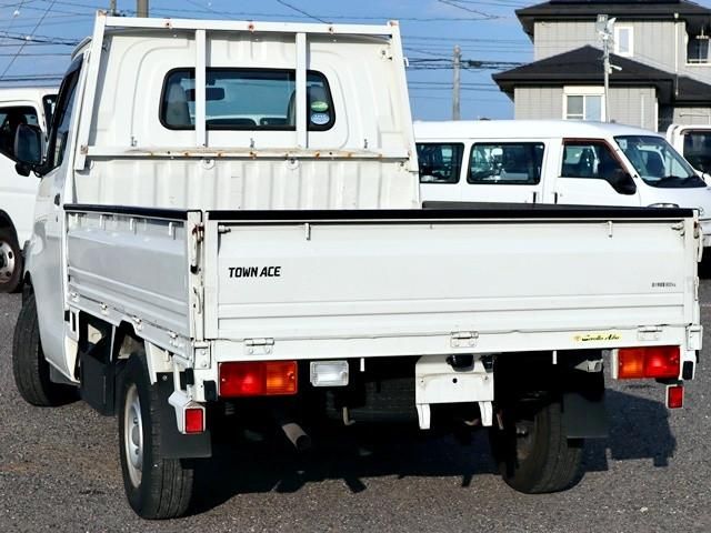 Toyota TOWNACE TRUCK 2015-05 8733142-1