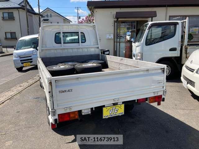 Toyota TOWNACE TRUCK 2019-01 7061081-11